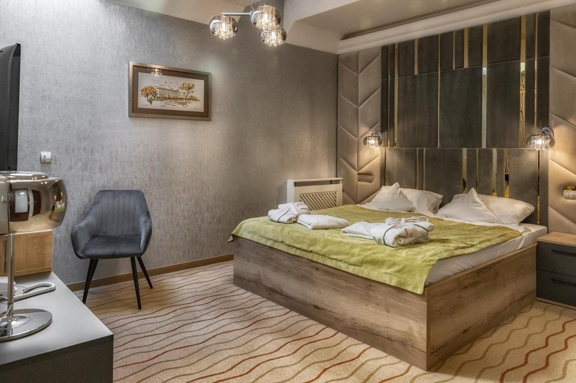 Świeradów-Zdrój Malinowy Dwor Hotel Medical Spa מראה חיצוני תמונה