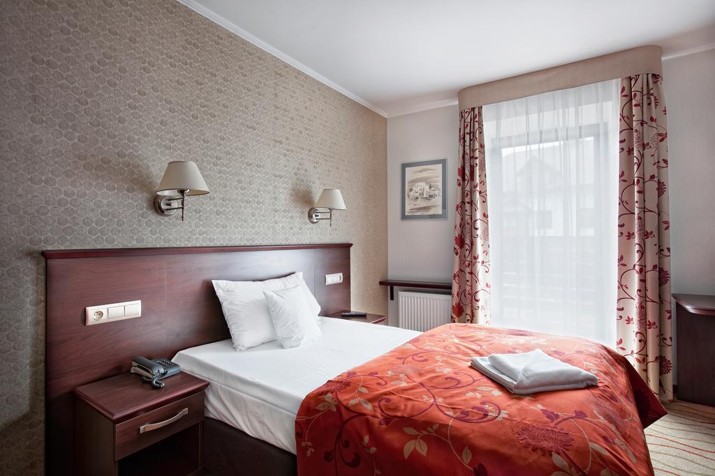 Świeradów-Zdrój Malinowy Dwor Hotel Medical Spa חדר תמונה
