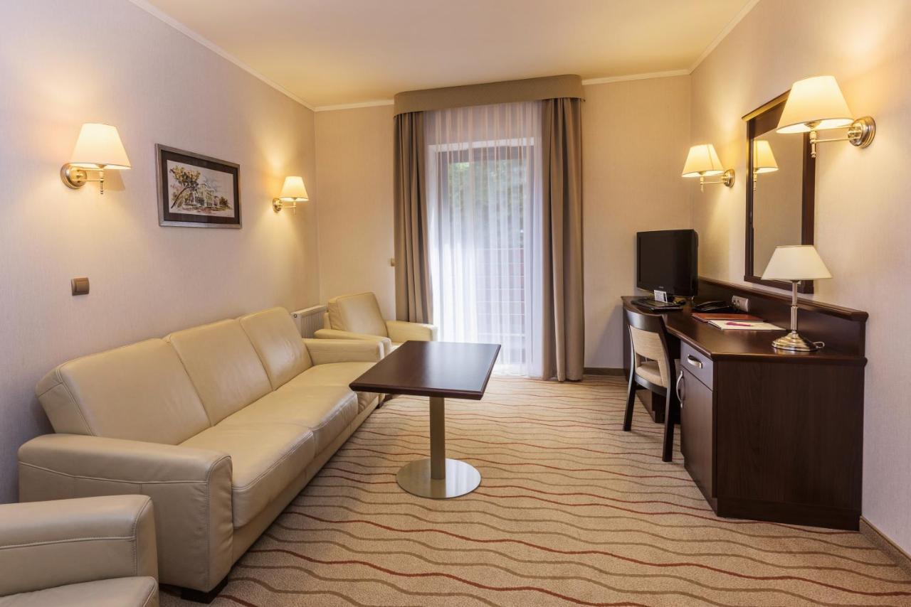 Świeradów-Zdrój Malinowy Dwor Hotel Medical Spa מראה חיצוני תמונה